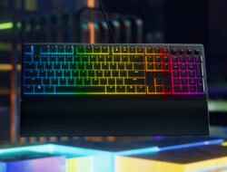 Razer Ornata V3 Keyboard Gaming Low-Profile